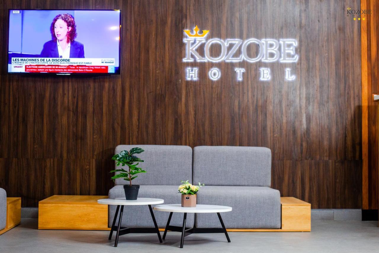 Kozobe Hotel Ambilobe Екстериор снимка